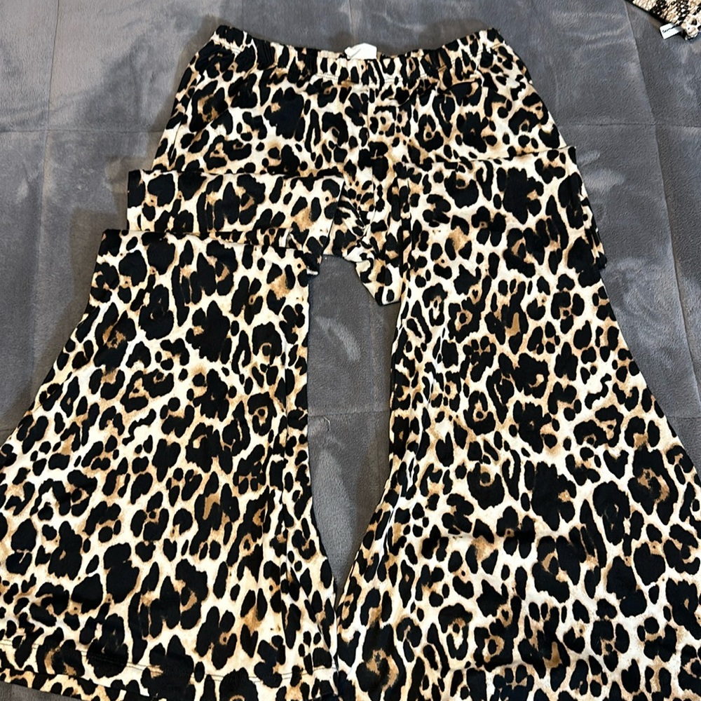 By Together L animal print